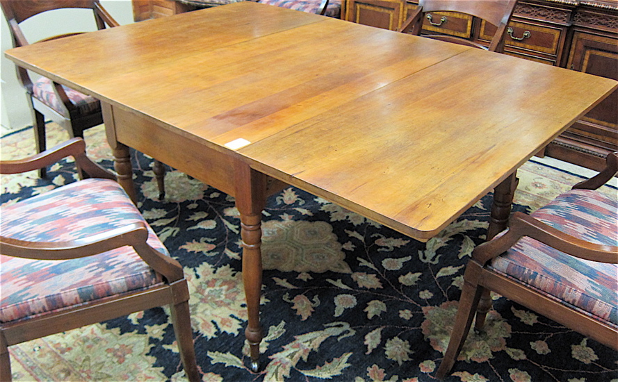 ANTIQUE DROP-LEAF CHERRY DINING
