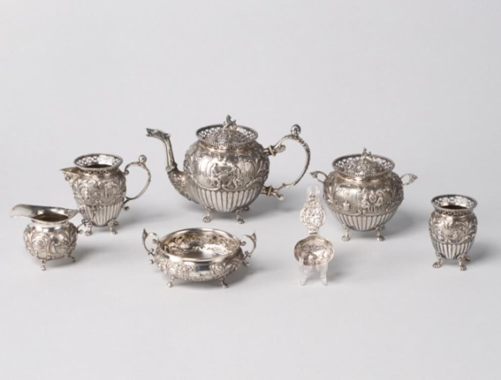 ANTIQUE DUTCH SILVER TEA SETAn
