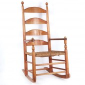 ANTIQUE EARLY AMERICAN SHAKER?