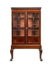 ANTIQUE ENGLISH CHIPPENDALE MA