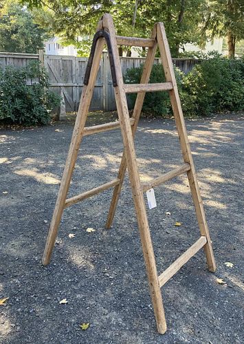 ANTIQUE ENGLISH COUNTRY PINE