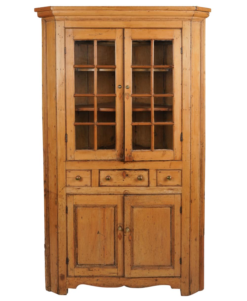 ANTIQUE ENGLISH PINE CORNER