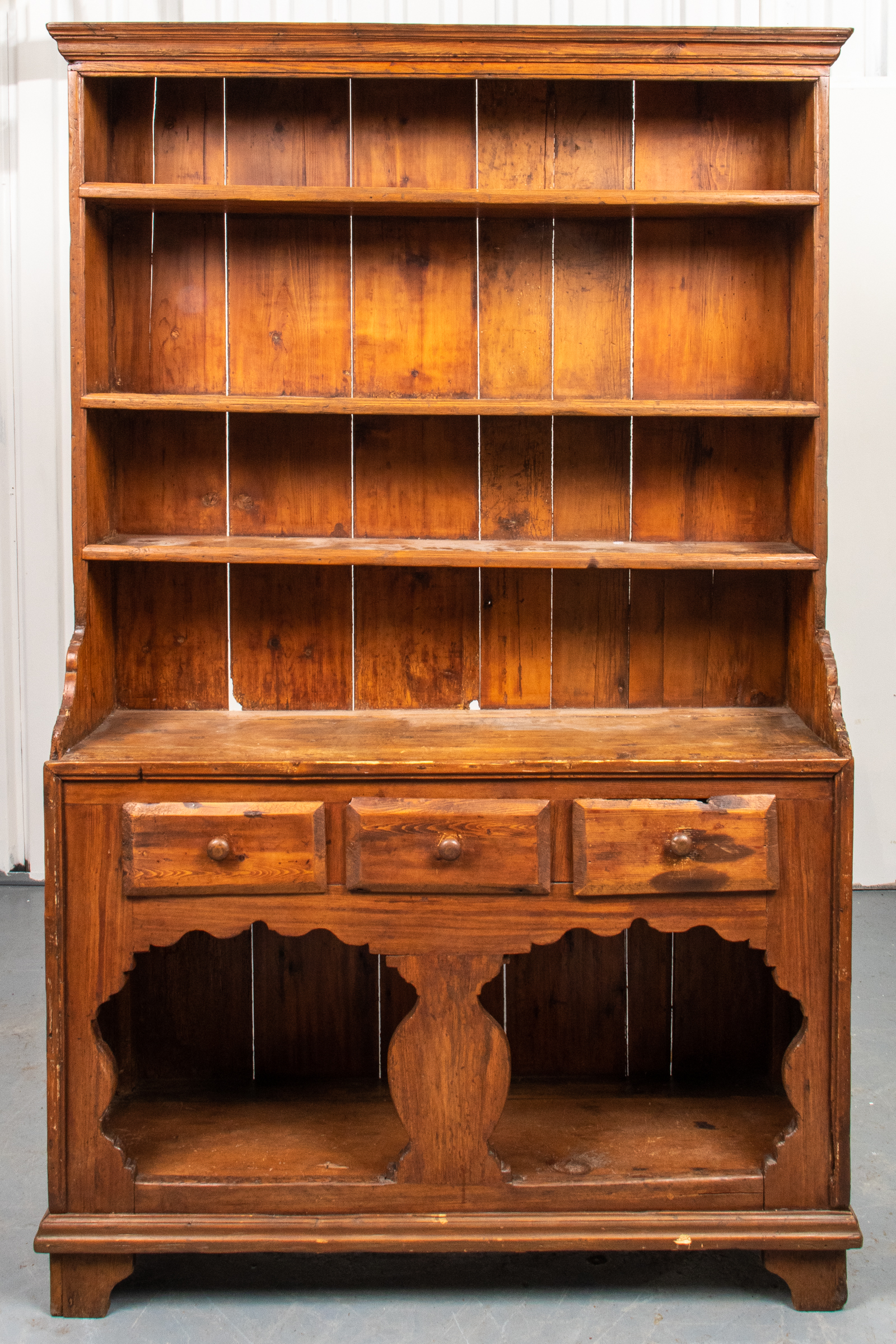 ANTIQUE ENGLISH PINE WELSH