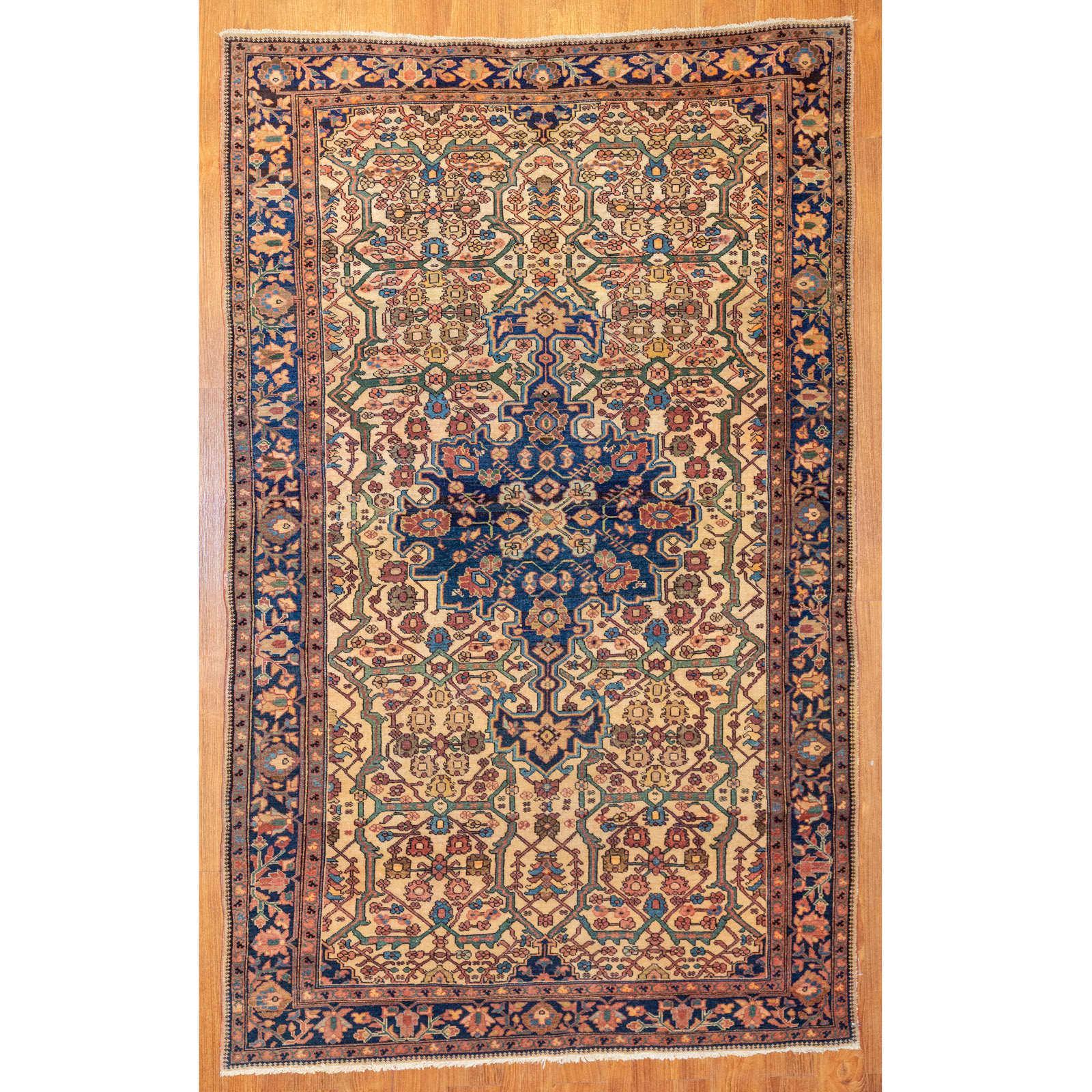 ANTIQUE FARAGHAN SAROUK RUG,