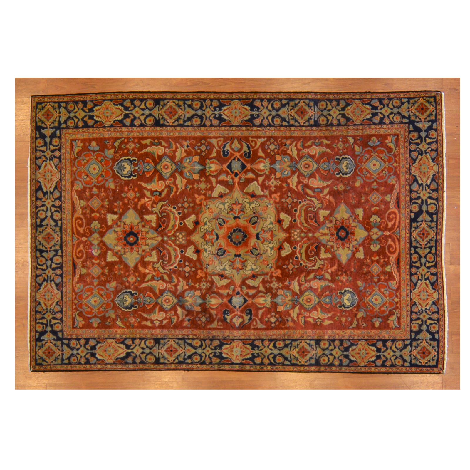 ANTIQUE FERAGHAN SAROUK RUG,