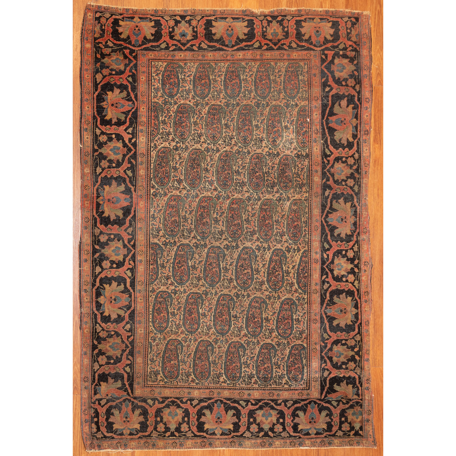 ANTIQUE FERAGHAN SAROUK RUG,