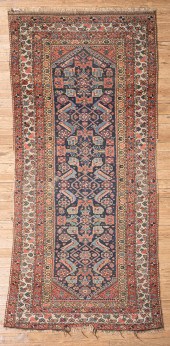 ANTIQUE FEREGHAN RUGAntique Fe