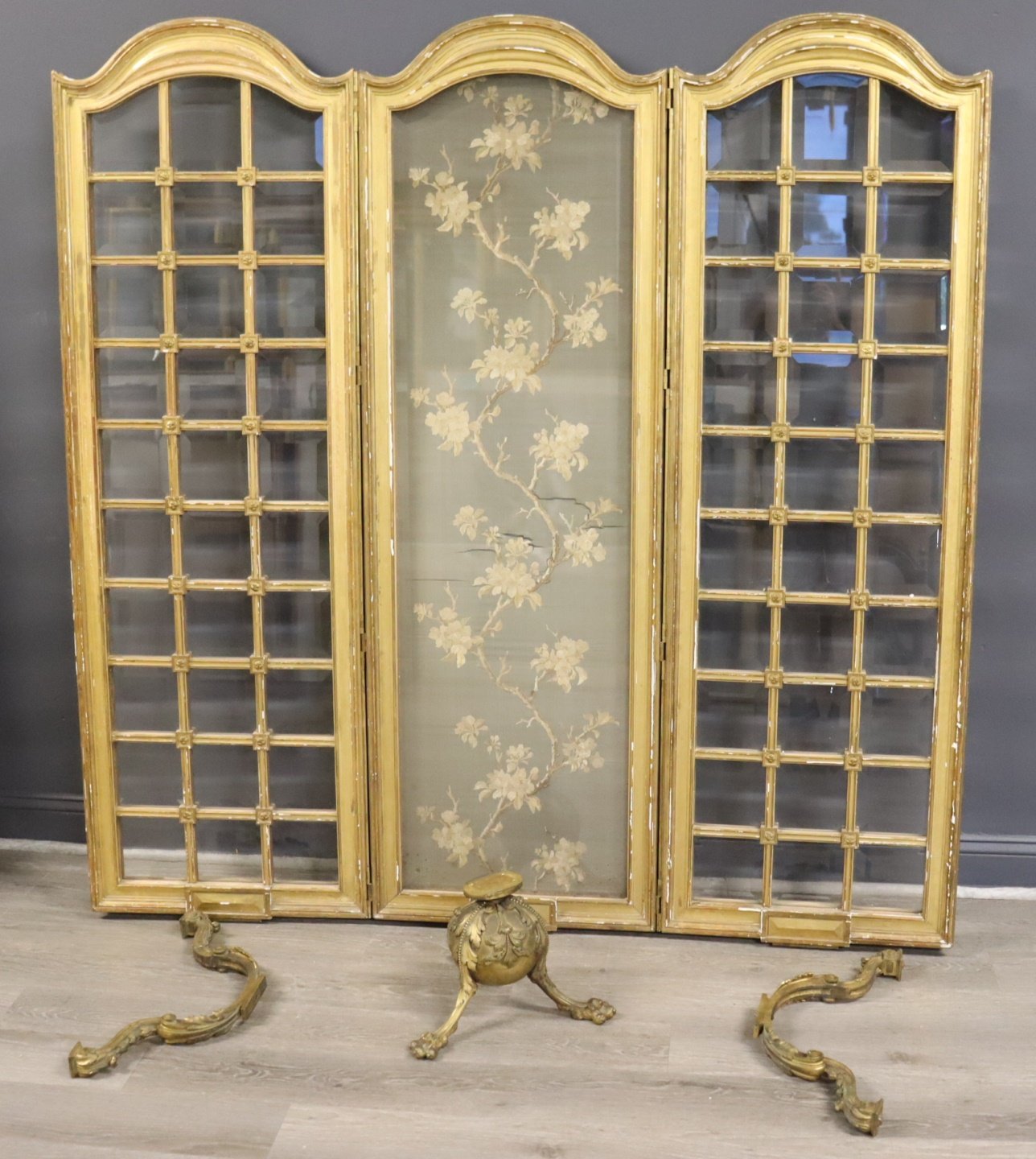ANTIQUE & FINE QUALITY 3 PANEL