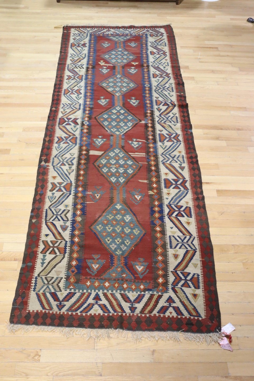ANTIQUE & FINELY HAND MADE KILM