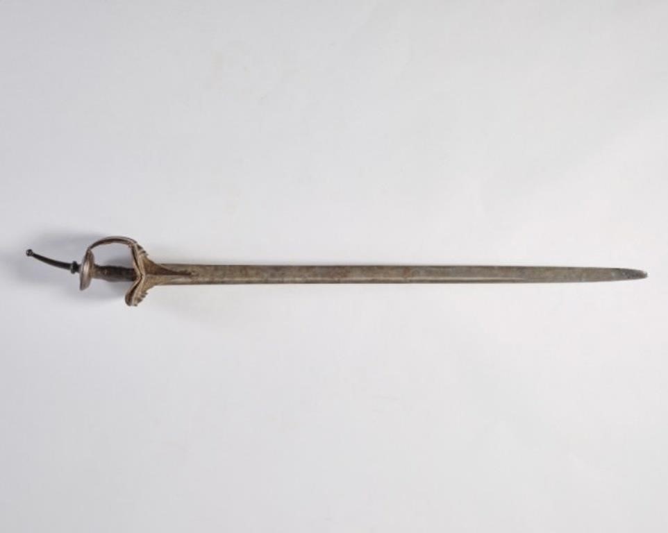 ANTIQUE FIRANGHI SWORD WITH