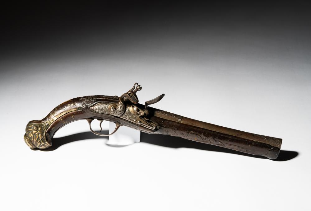 ANTIQUE FLINTLOCK PISTOLAntique