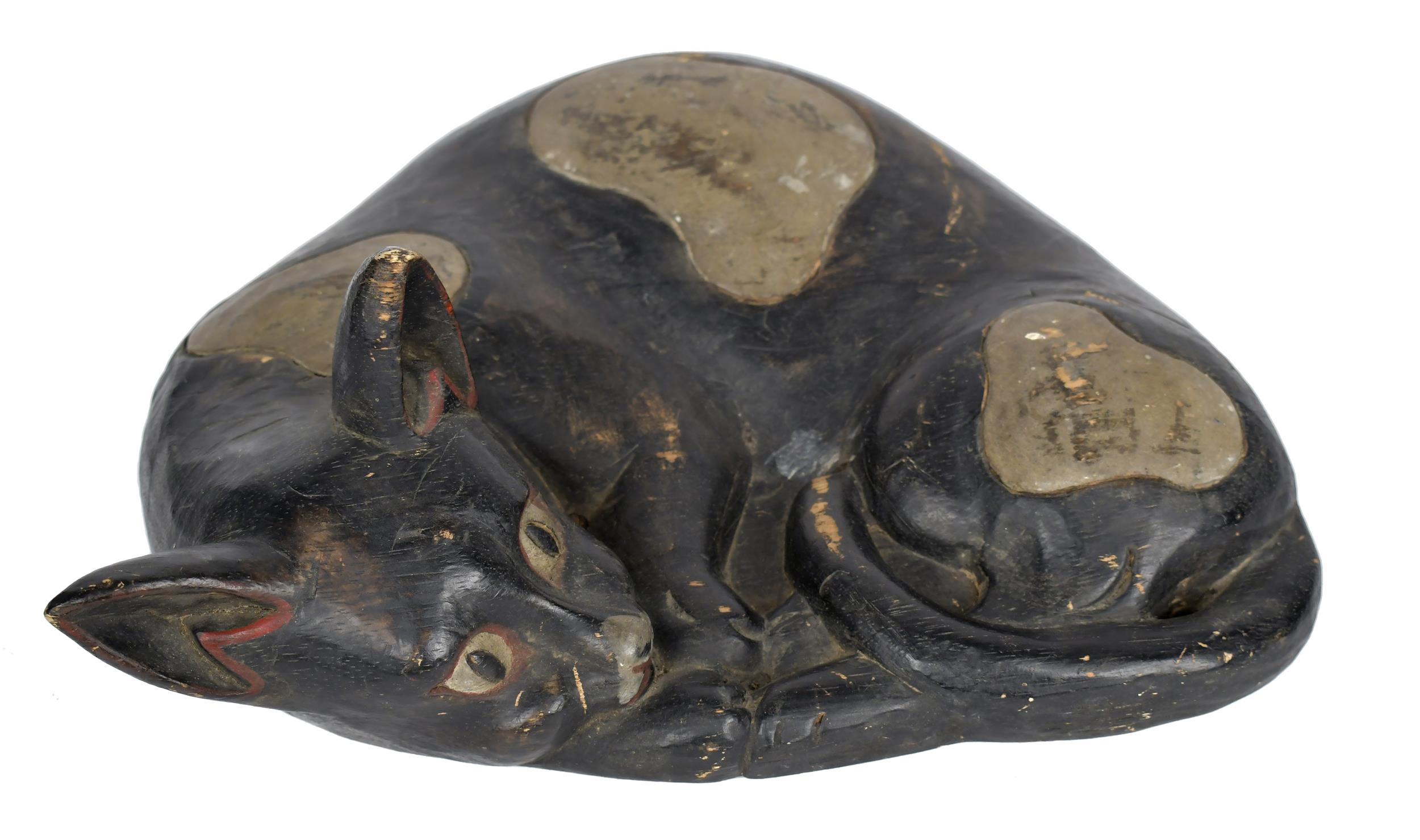 ANTIQUE FOLK ART CAT IN ORIGINAL