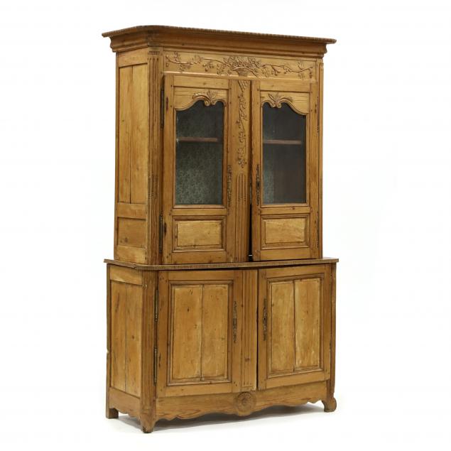ANTIQUE FRENCH PROVINCIAL CARVED
