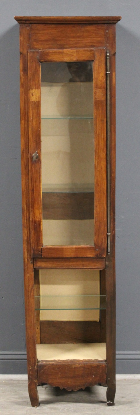 ANTIQUE FRENCH PROVINCIAL VITRINE /