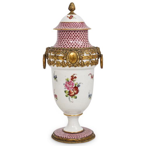 ANTIQUE FRENCH SEVRES PORCELAIN