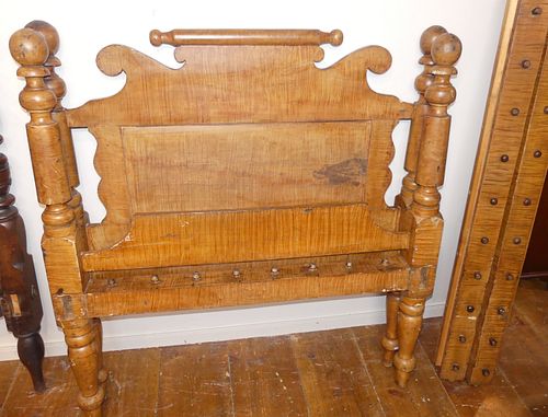 ANTIQUE GRAIN PAINTED 4 POST