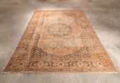 ANTIQUE HAND KNOTTED PERSIAN T