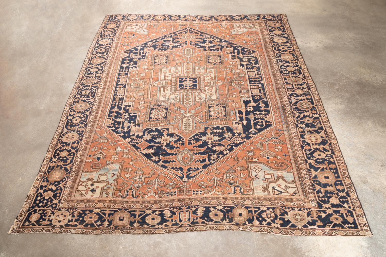 ANTIQUE HAND KNOTTED WOOL PERSIAN