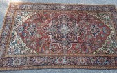 ANTIQUE HERIZ CARPETAntique sm