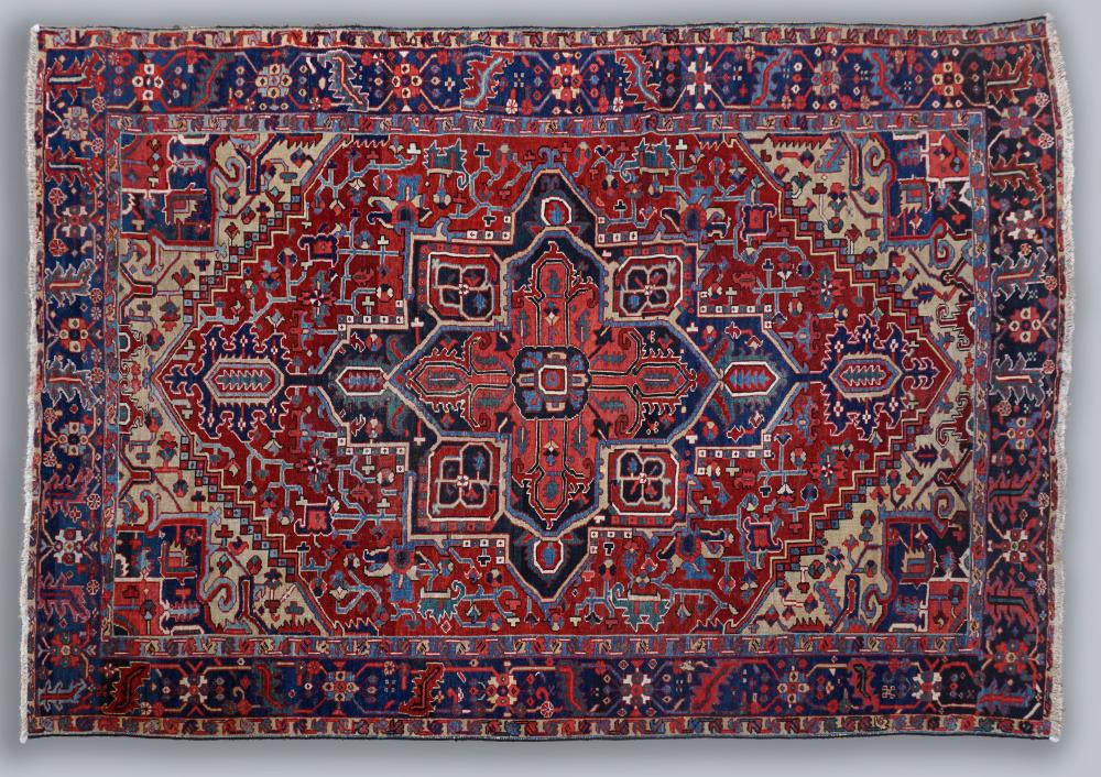 ANTIQUE HERIZ HAND KNOTTED WOOL RUG
