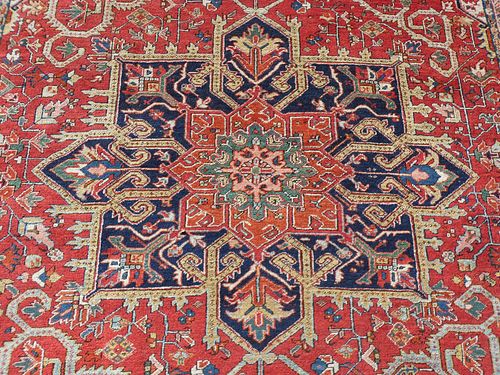 ANTIQUE HERIZ ROOM SIZE RUG - 8 X