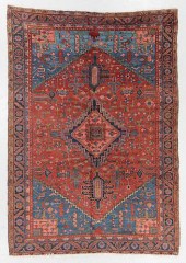 ANTIQUE HERIZ RUG, PERSIA: 7'7