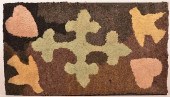 ANTIQUE HOOKED RUG WITH CLOVER