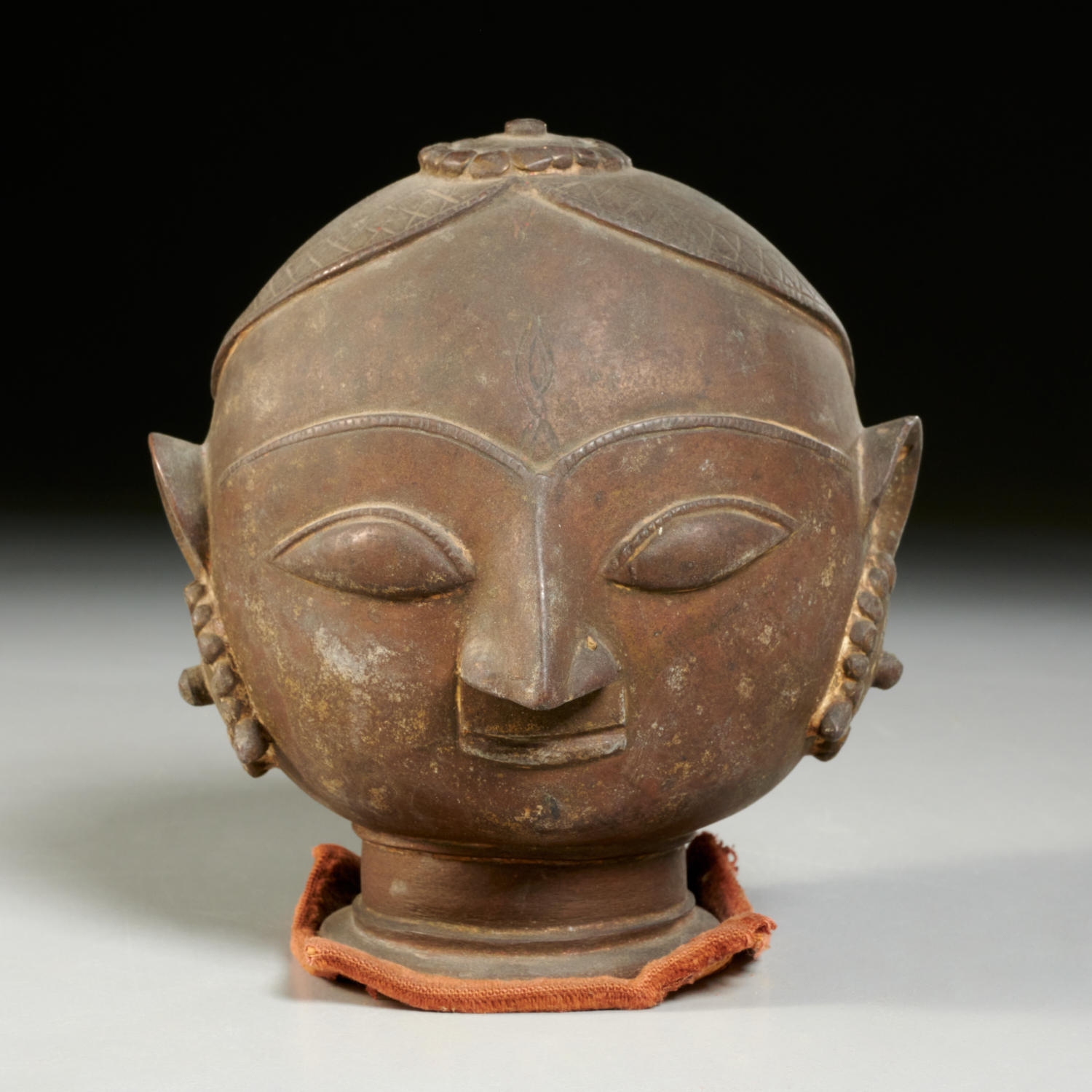 ANTIQUE INDIAN BRONZE HEAD OF