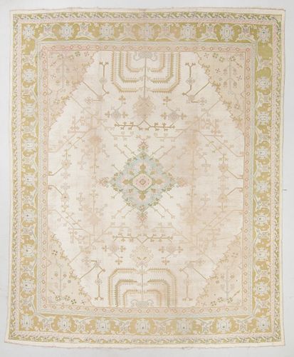 ANTIQUE INDO-OUSHAK RUG, INDIA: