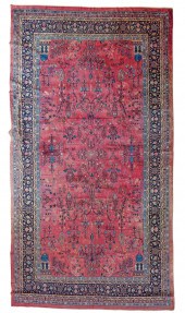 ANTIQUE INDO SAROUK RUGearly 2
