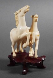 ANTIQUE IVORY CARVING GALLOPIN