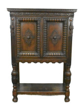 ANTIQUE JACOBEAN STYLE OAK CAB