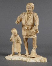 ANTIQUE JAPANESE IVORY CARVING