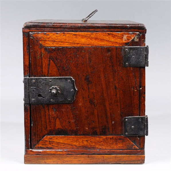 Antique Japanese suzuribako,