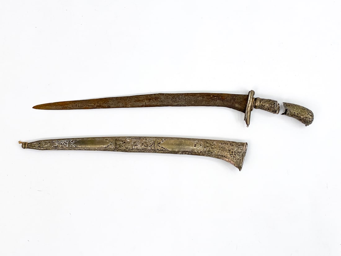 ANTIQUE JAVANESE KERIS