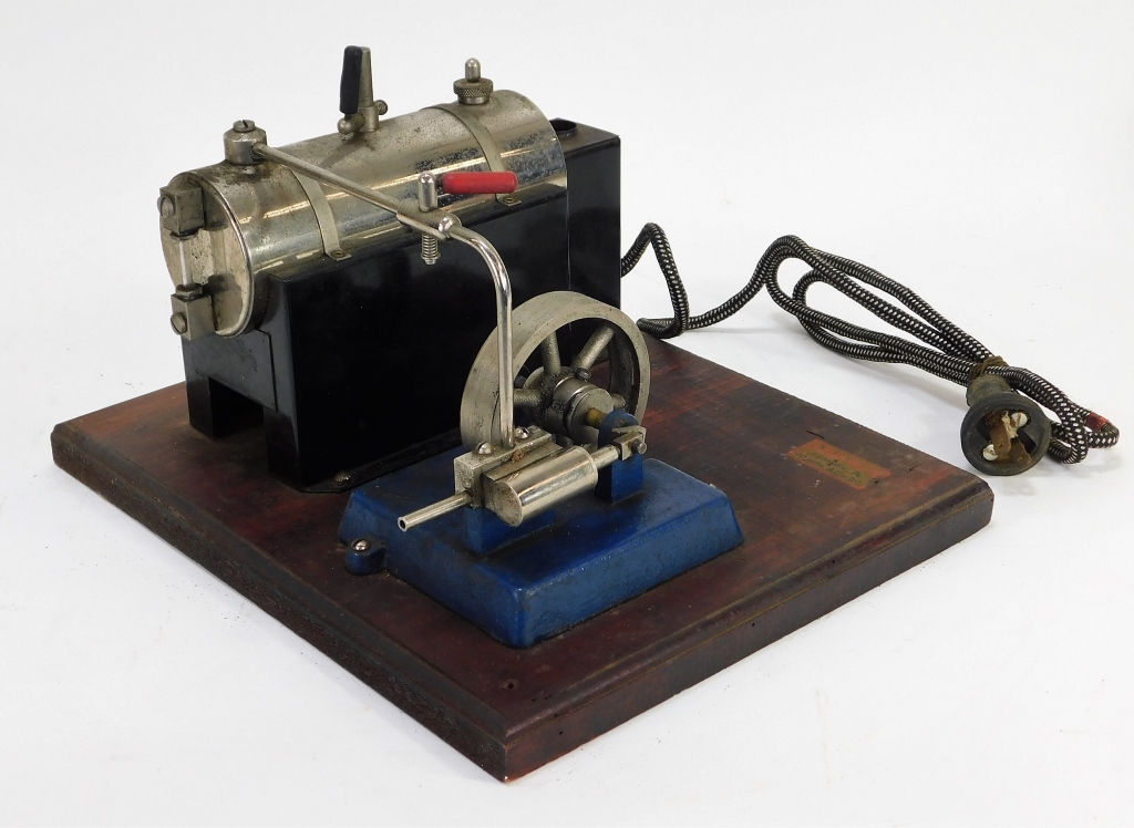 ANTIQUE JENSEN NO. 5 ELECTRIC STEAM