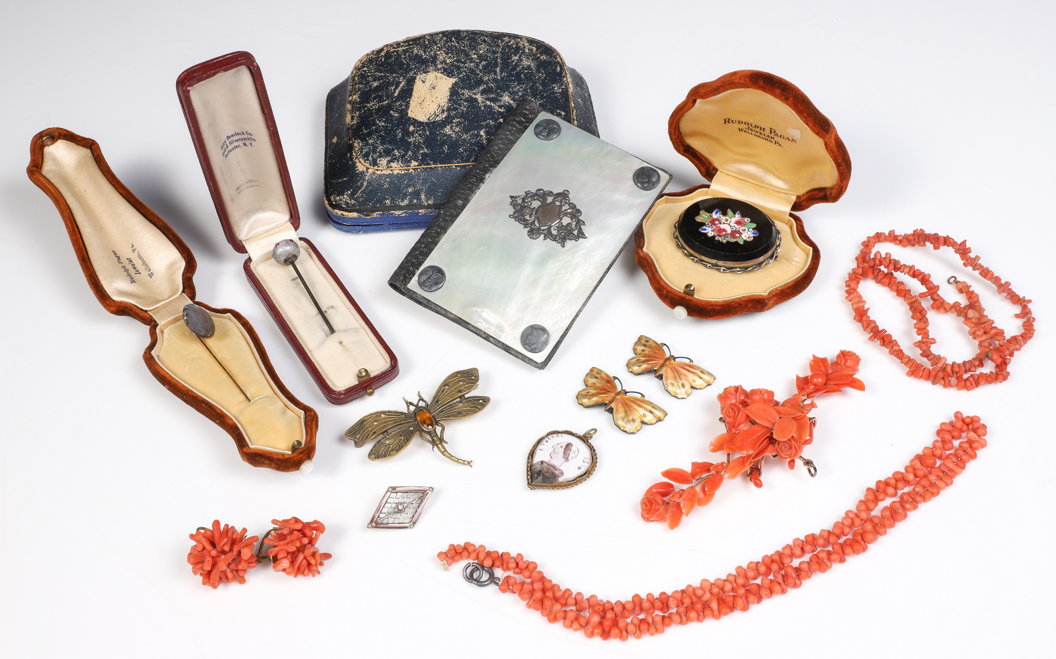 Antique jewelry group to include
