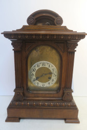 ANTIQUE JUNGHAN MANTLE STRIKE