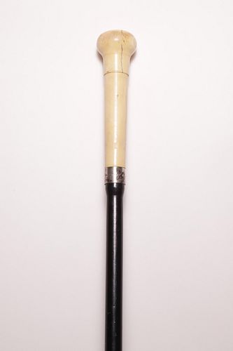 ANTIQUE KNOB HANDLED WALKING STICK,