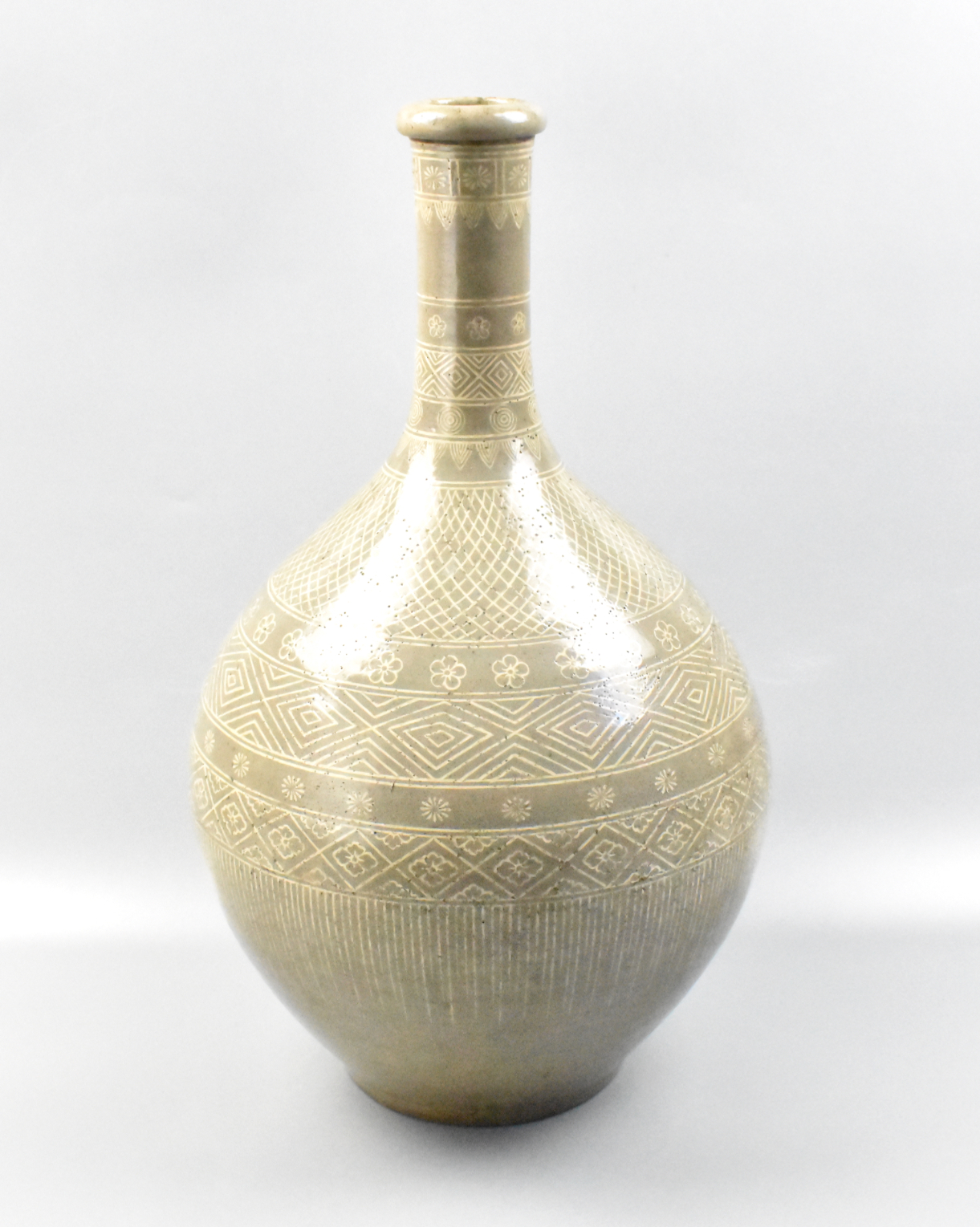 ANTIQUE KOREAN CELADON GLAZED