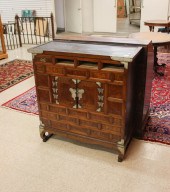 ANTIQUE KOREAN CLOTHING CHEST