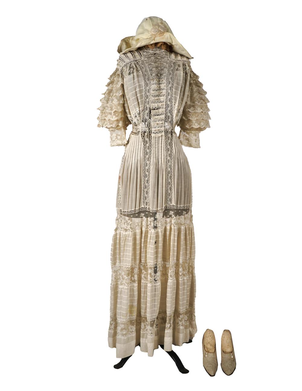 ANTIQUE LACE DRESS WITH