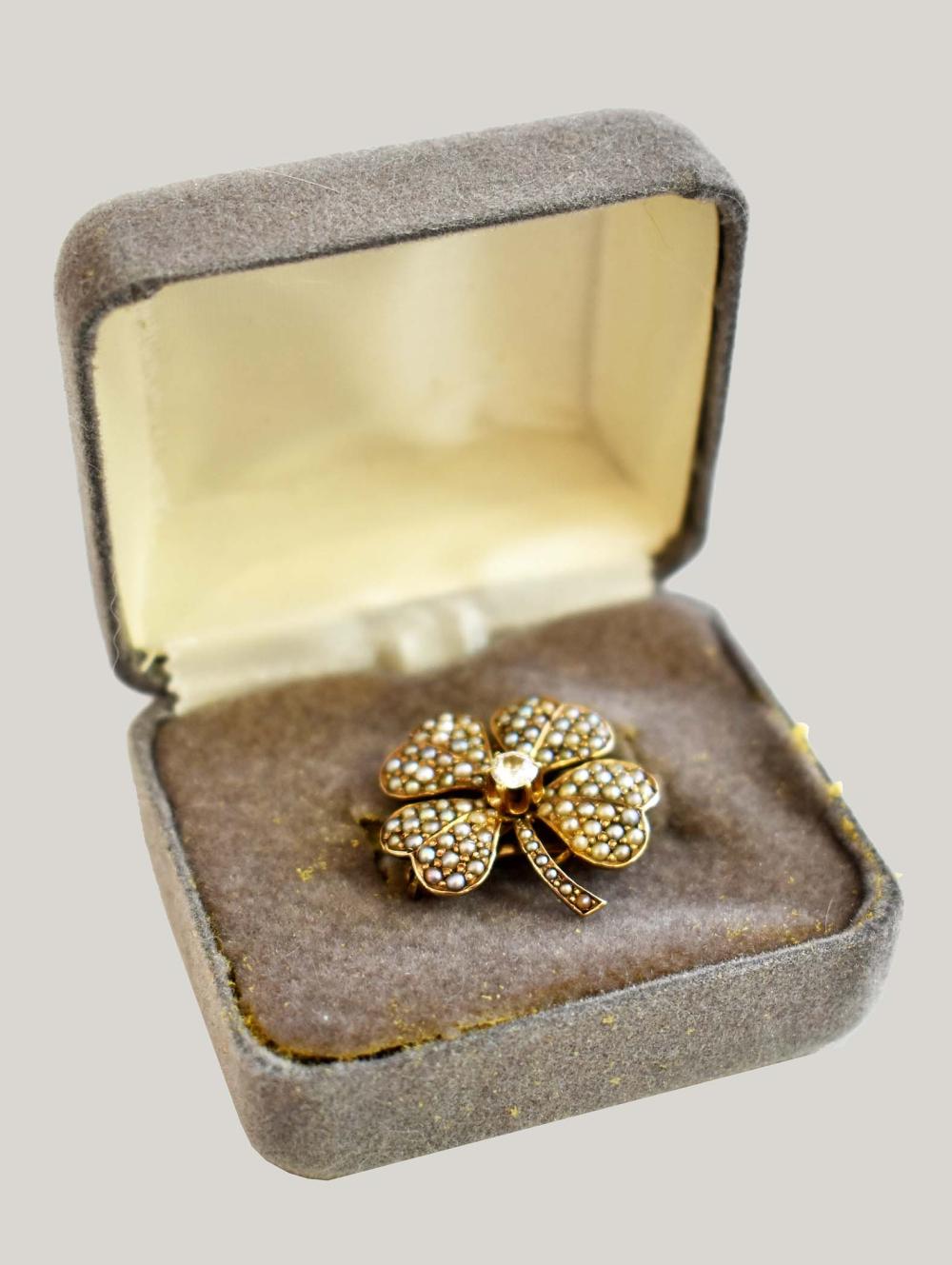 ANTIQUE LADIES FOUR LEAF CLOVER