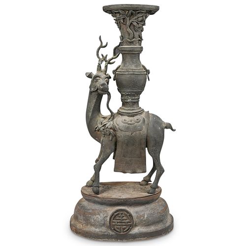 ANTIQUE LARGE CHINESE BRONZE DEER