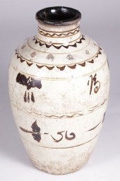 ANTIQUE LARGE CHINESE CIZHOU W