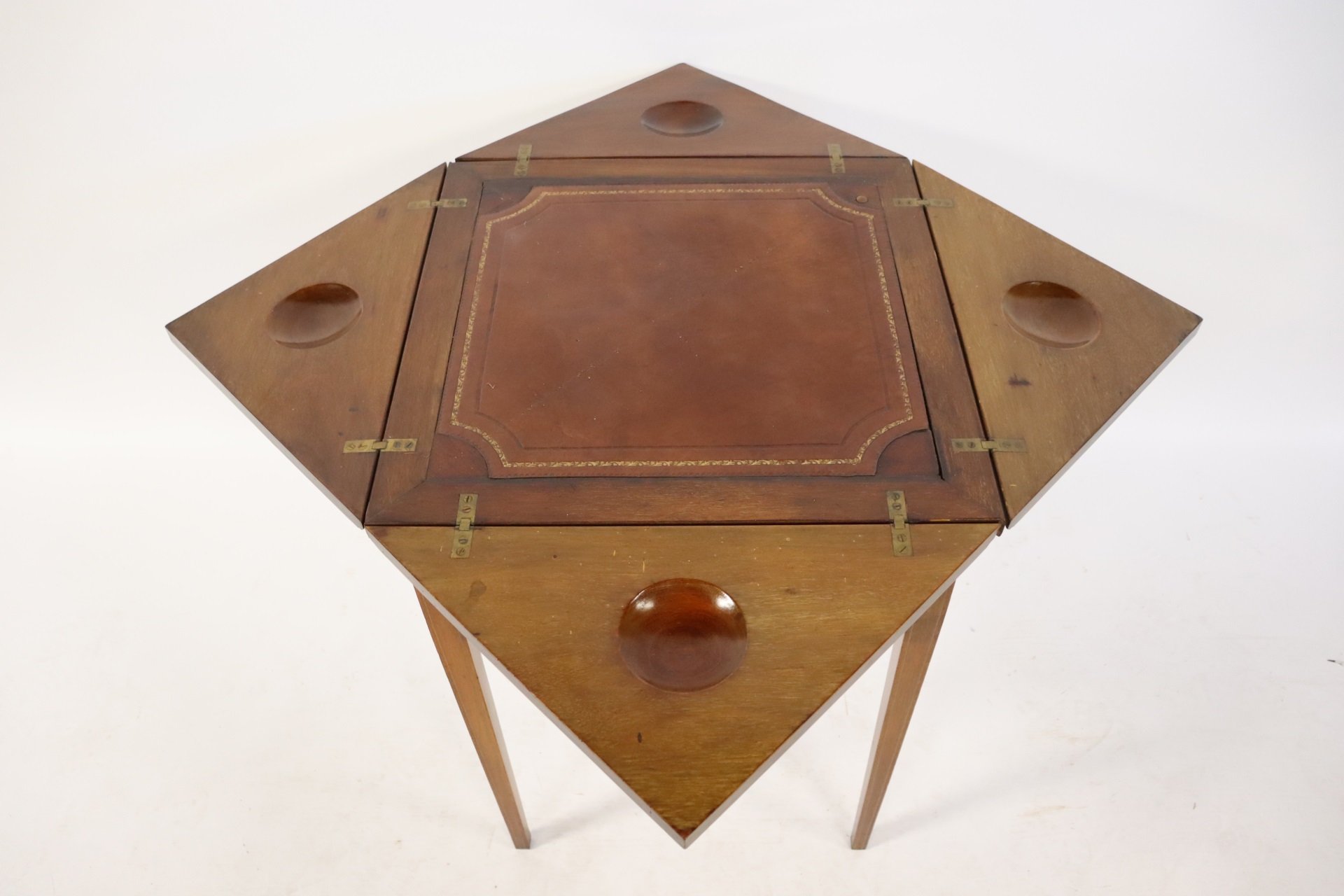ANTIQUE LEATHERTOP ONE DRAWER