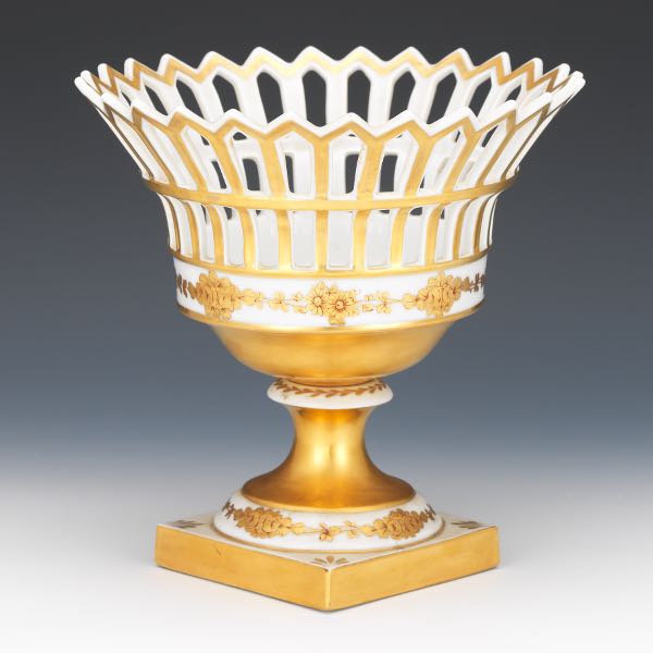 ANTIQUE LIMOGES FRANCE PORCELAINE