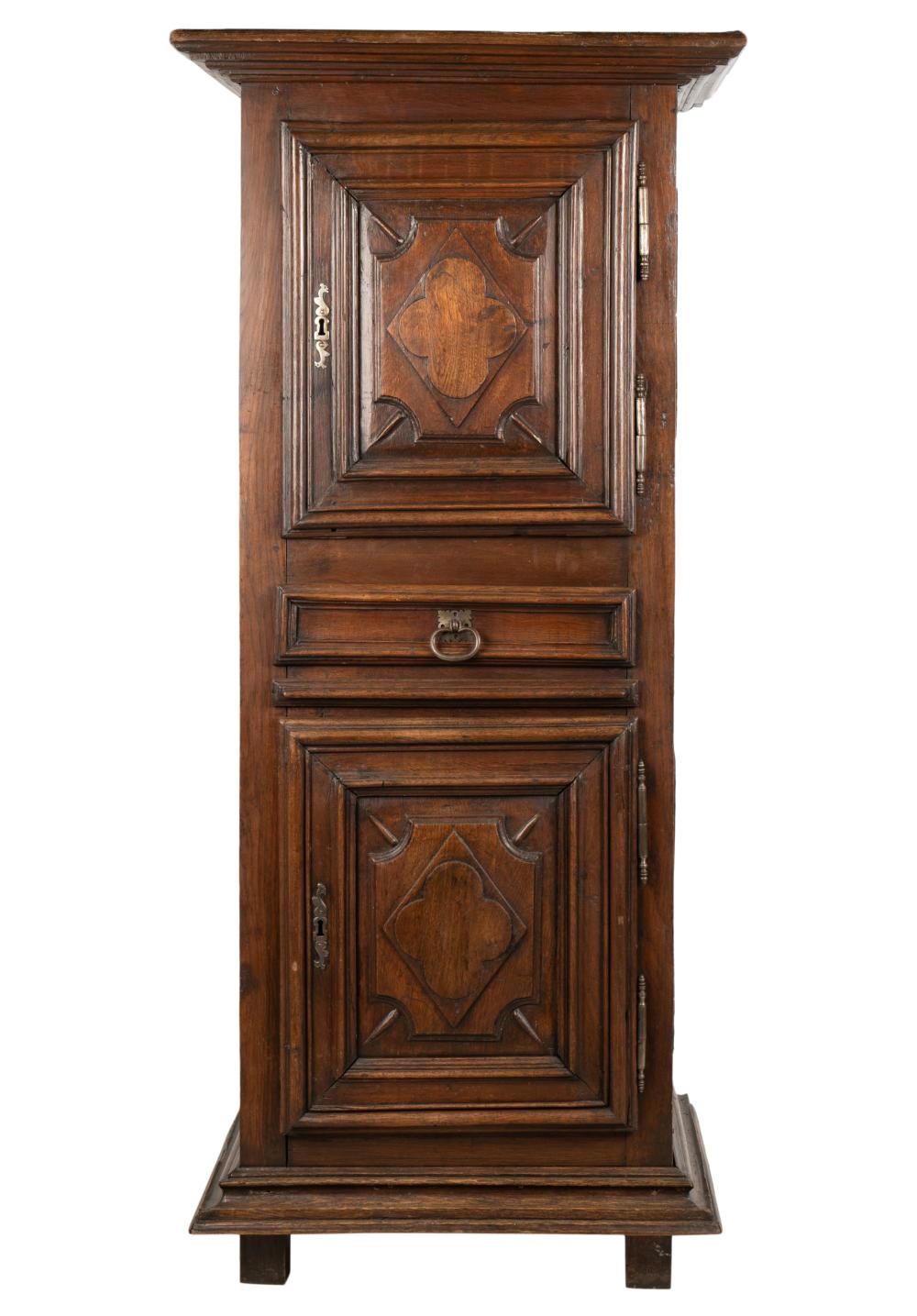ANTIQUE LOUIS XIII-STYLE HOMME