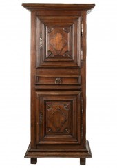 ANTIQUE LOUIS XIII-STYLE HOMME