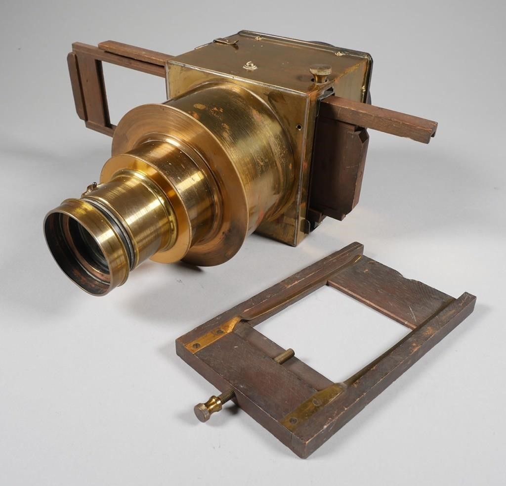ANTIQUE MAGIC LANTERN MCINTOSH
